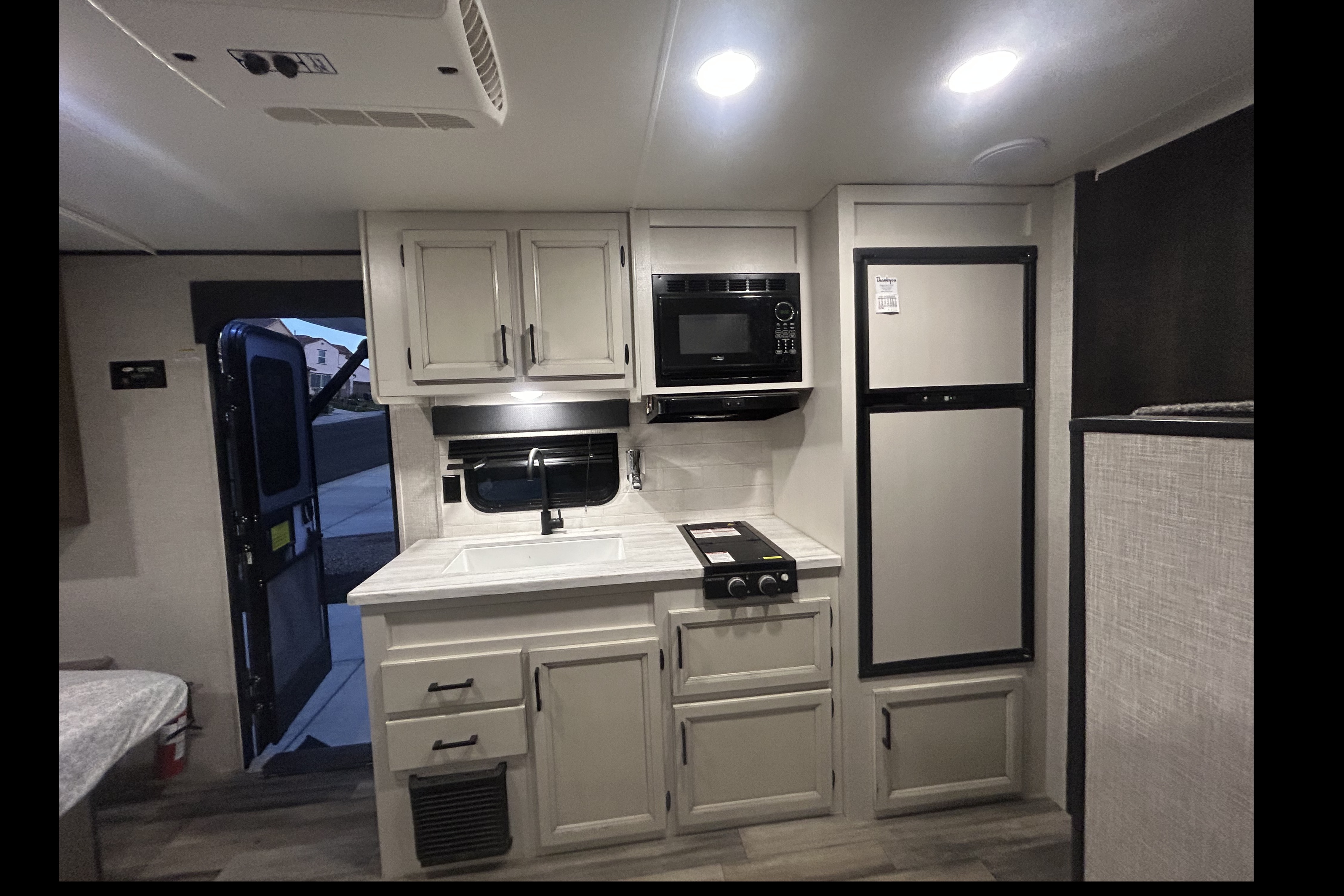 Eric's Highland Ridge RV 180 BHS Travel Trailer Travel Trailer