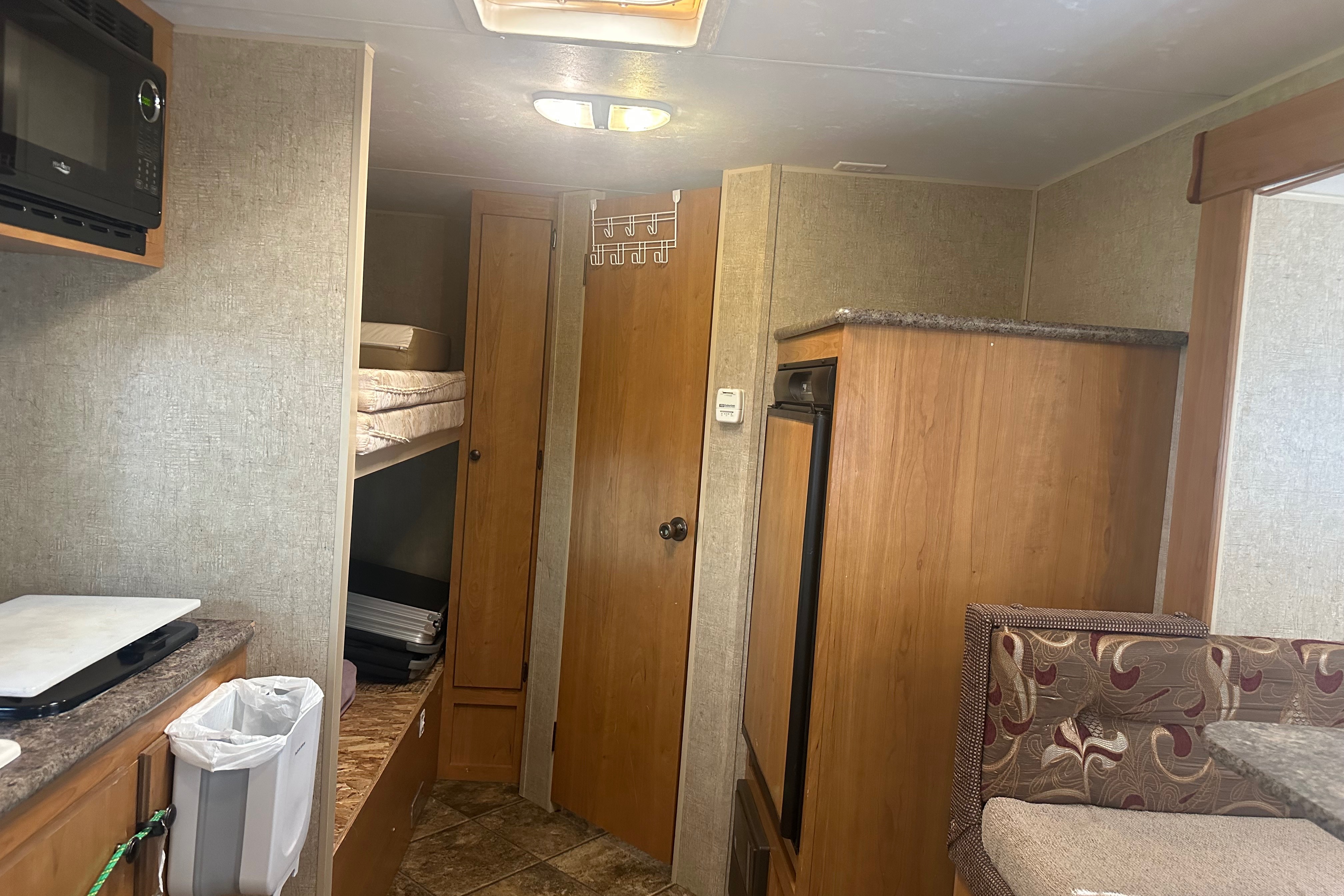 Amir’sEscape Trailer Industries E196s Travel Trailer