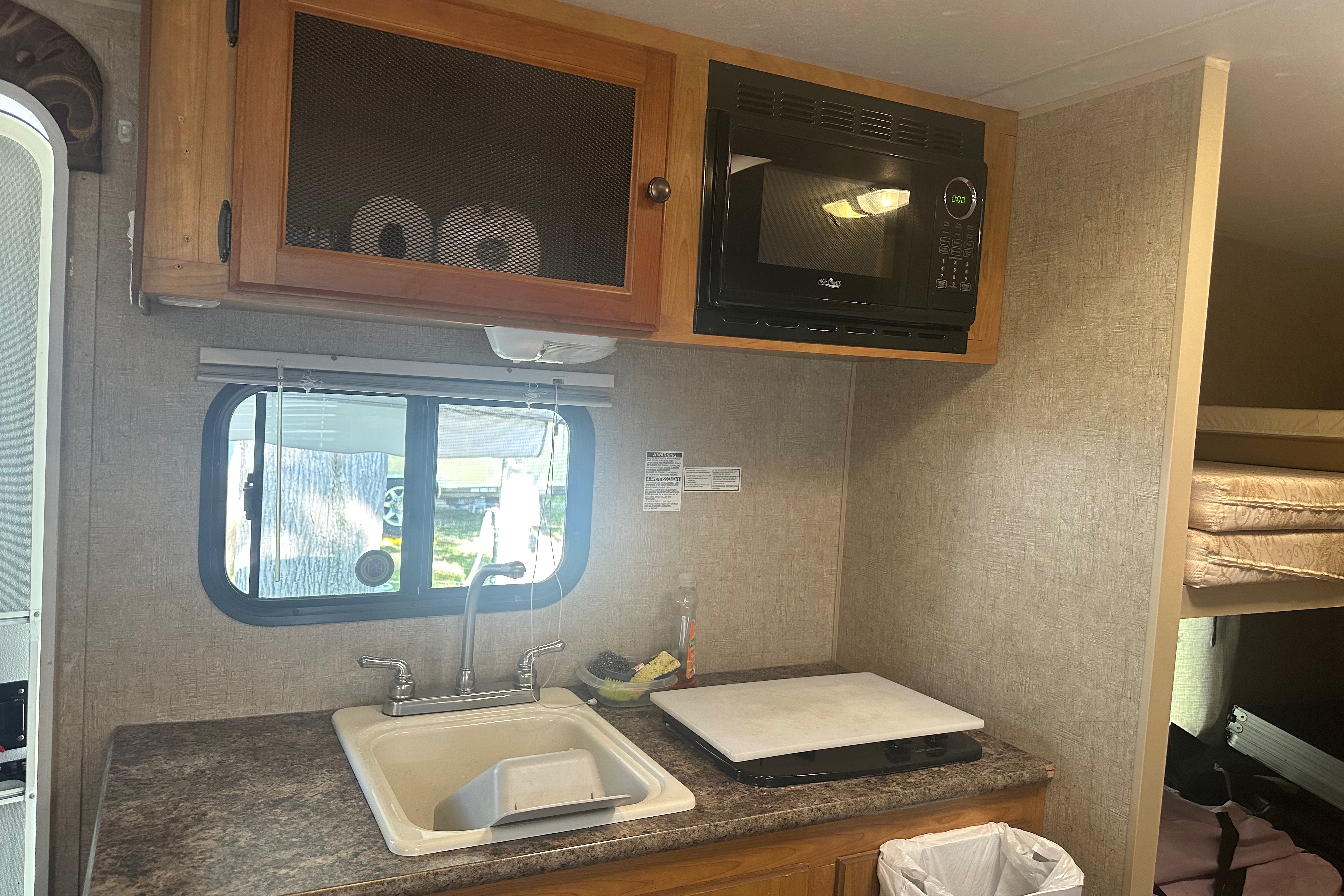 Amir’sEscape Trailer Industries E196s Travel Trailer