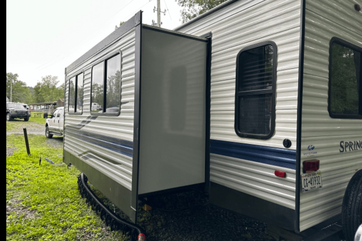 Family RV Glamping