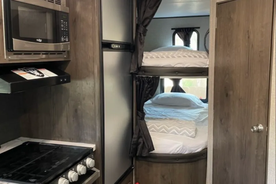 Eddie’s Jayco Travel trailer Travel Trailer