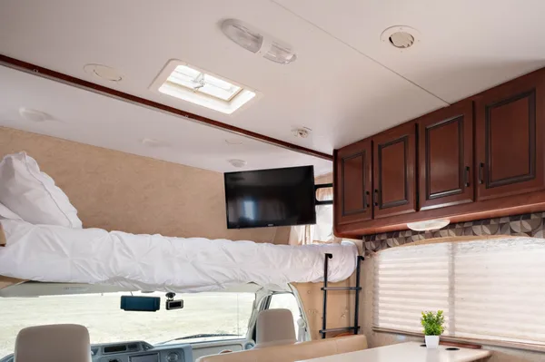 The Deca-Nomad TribeWagon: Class C RV, Sleeps 11, Climate Package