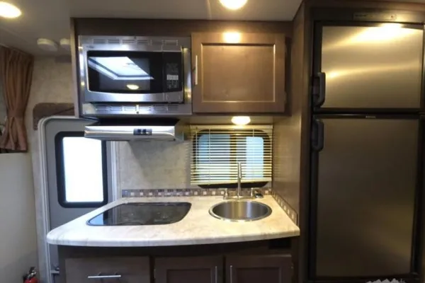 2018 Adventurer 23RB Class C