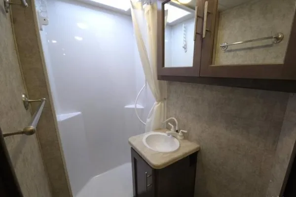 2018 Adventurer 23RB Class C