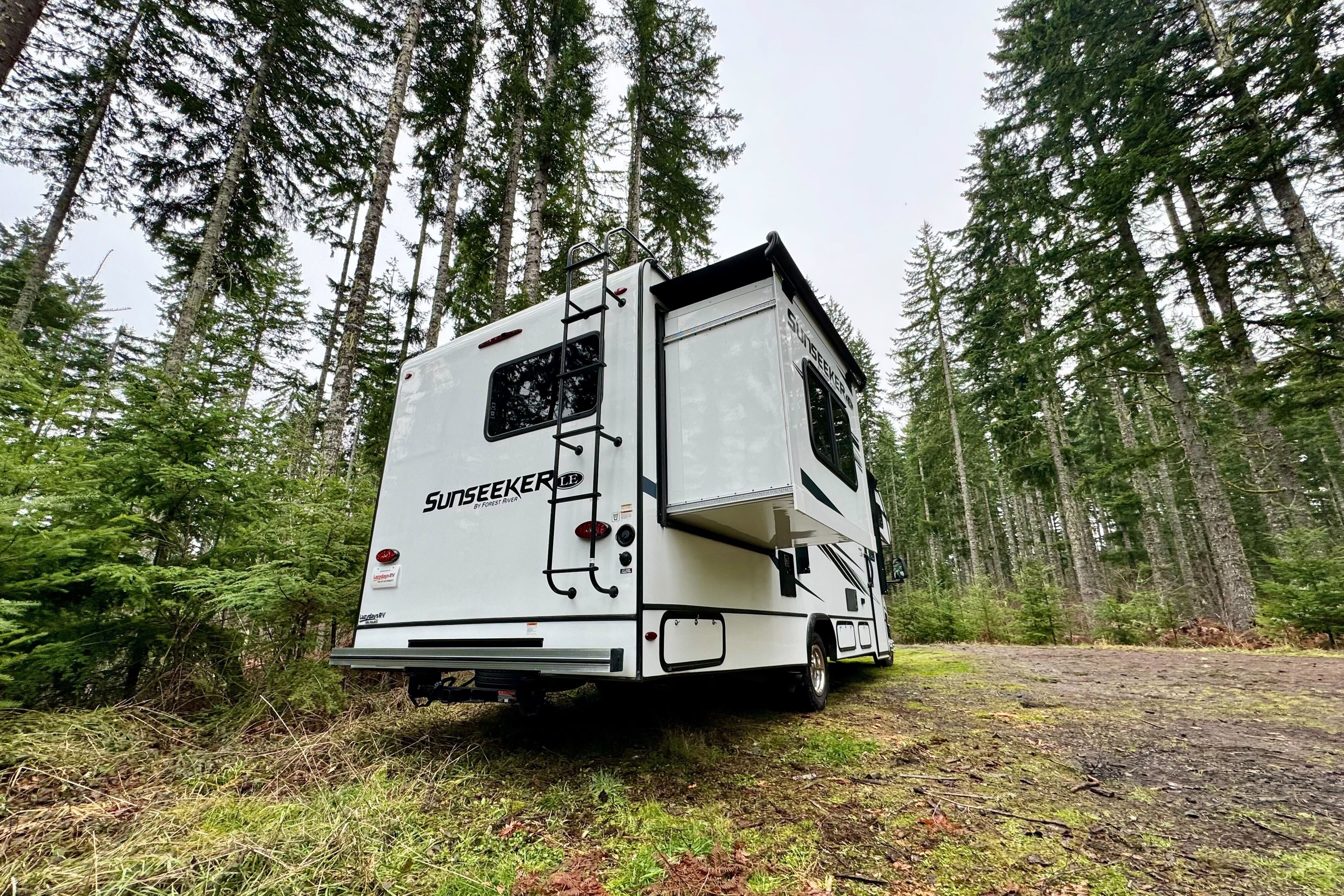 Clean and Comfortable 2023 Forest River Sunseeker LE
