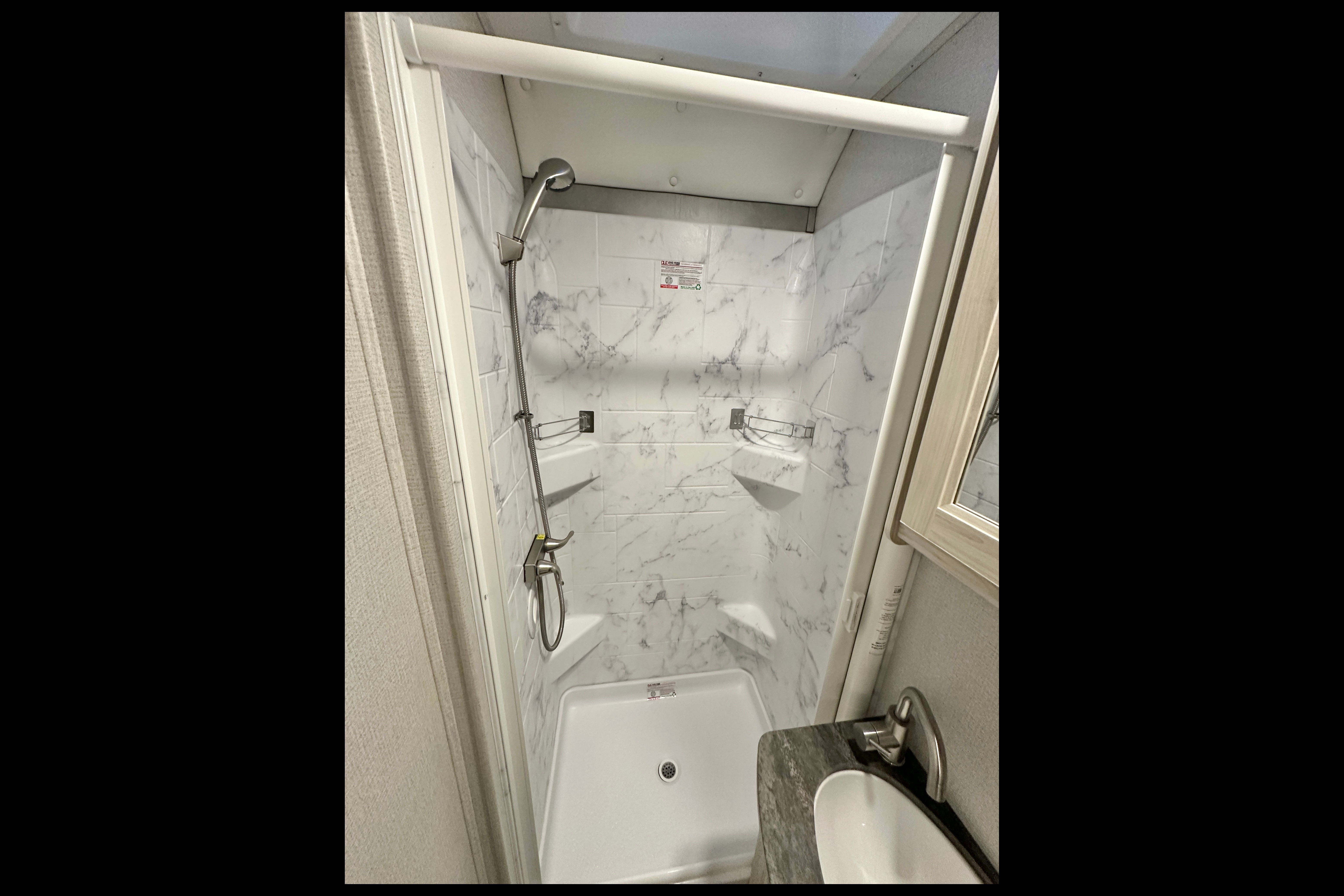 Clean and Comfortable 2023 Forest River Sunseeker LE