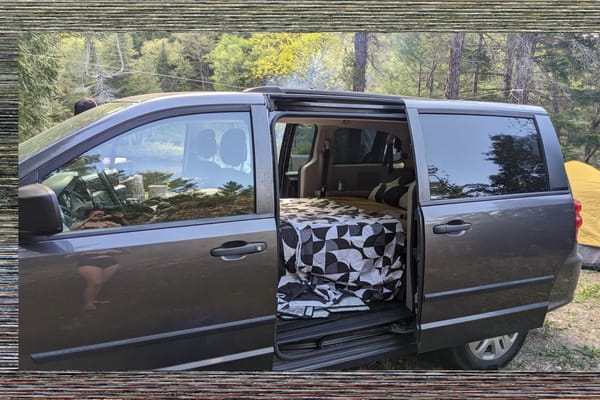Dédéneige, notre dodge caravan aménagée ! Partez a l'aventure !