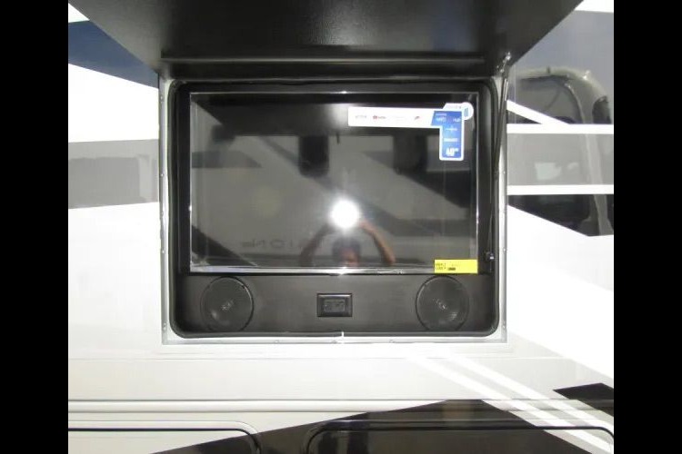 NEW, Spacious 2025 RV ready for Family Adventures