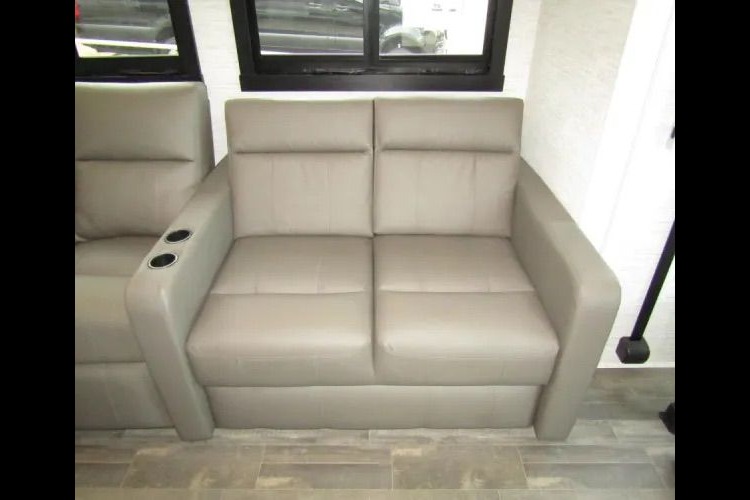 NEW, Spacious 2025 RV ready for Family Adventures