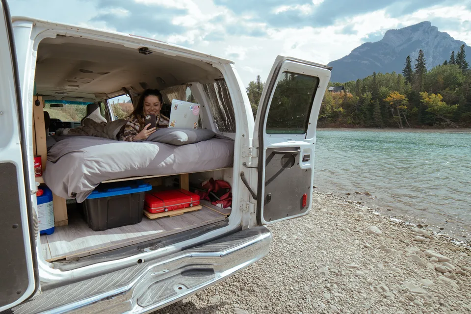 Glacier Campers Glampervan