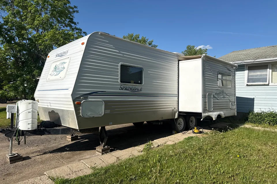 BSC 2003 Keystone Springdale Travel Trailer