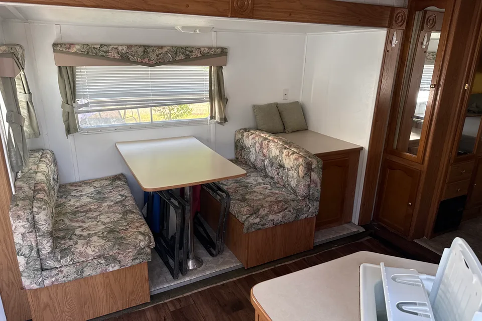 BSC 2003 Keystone Springdale Travel Trailer