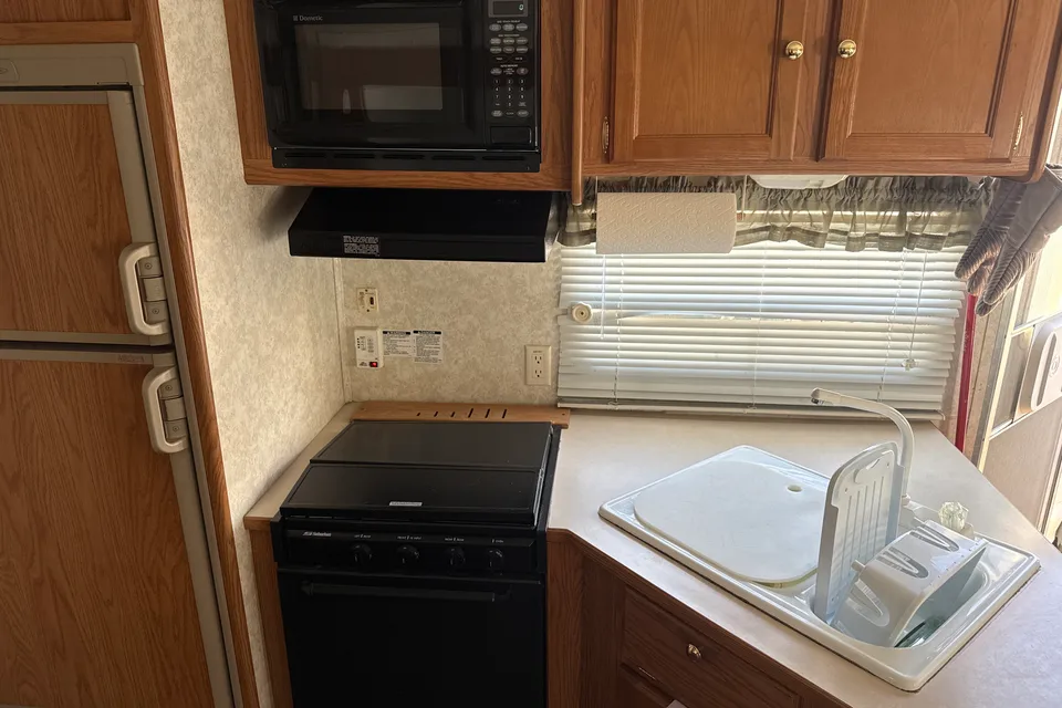 BSC 2003 Keystone Springdale Travel Trailer