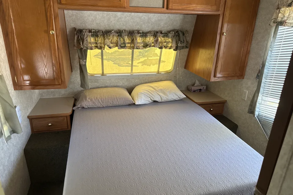 BSC 2003 Keystone Springdale Travel Trailer