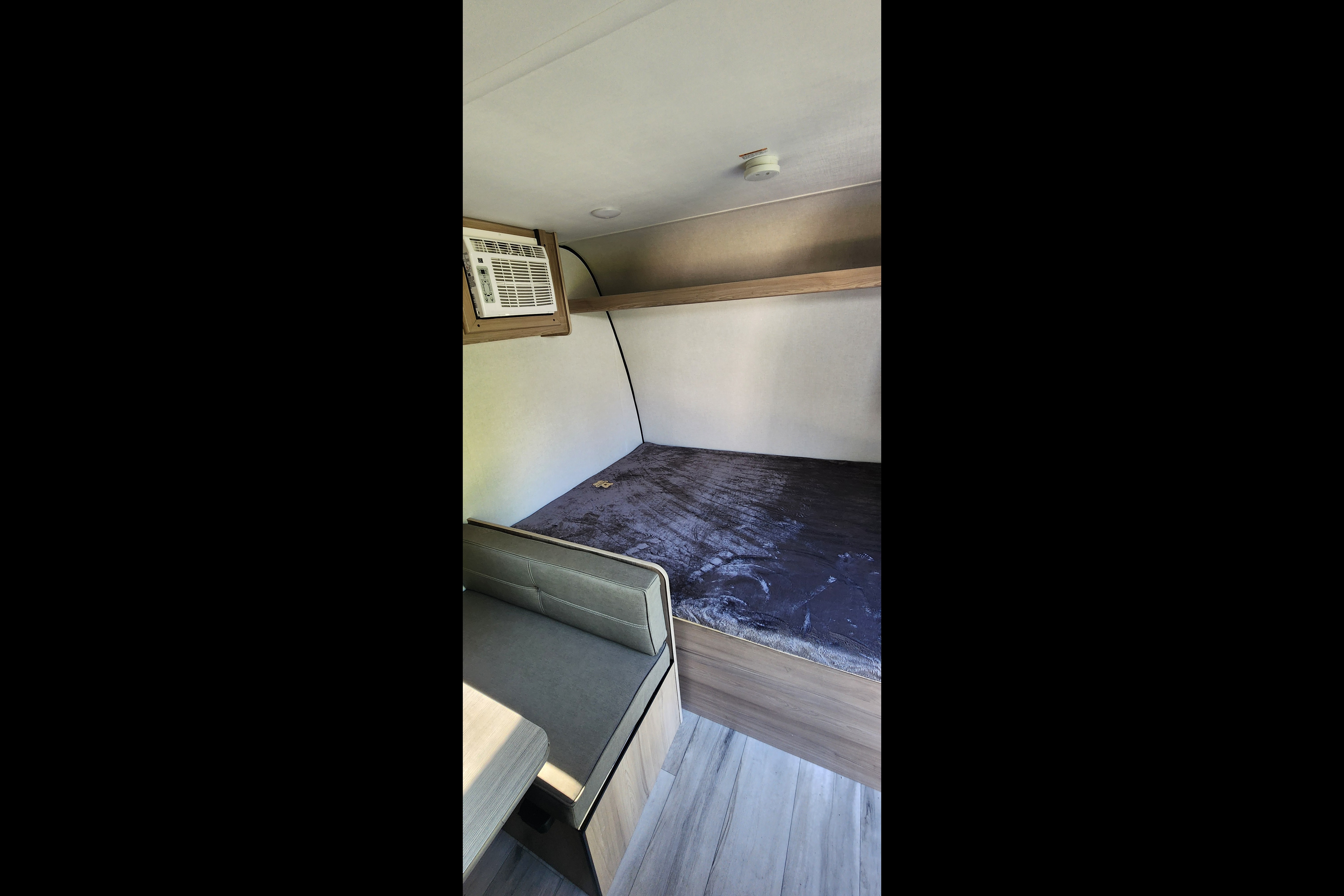 Robert's Coleman 17B Travel Trailer