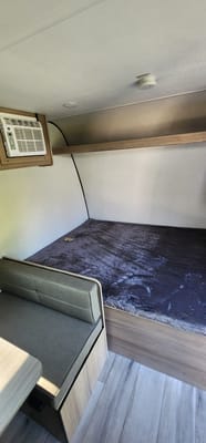 Robert's Coleman 17B Travel Trailer
