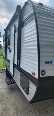 Robert's Coleman 17B Travel Trailer
