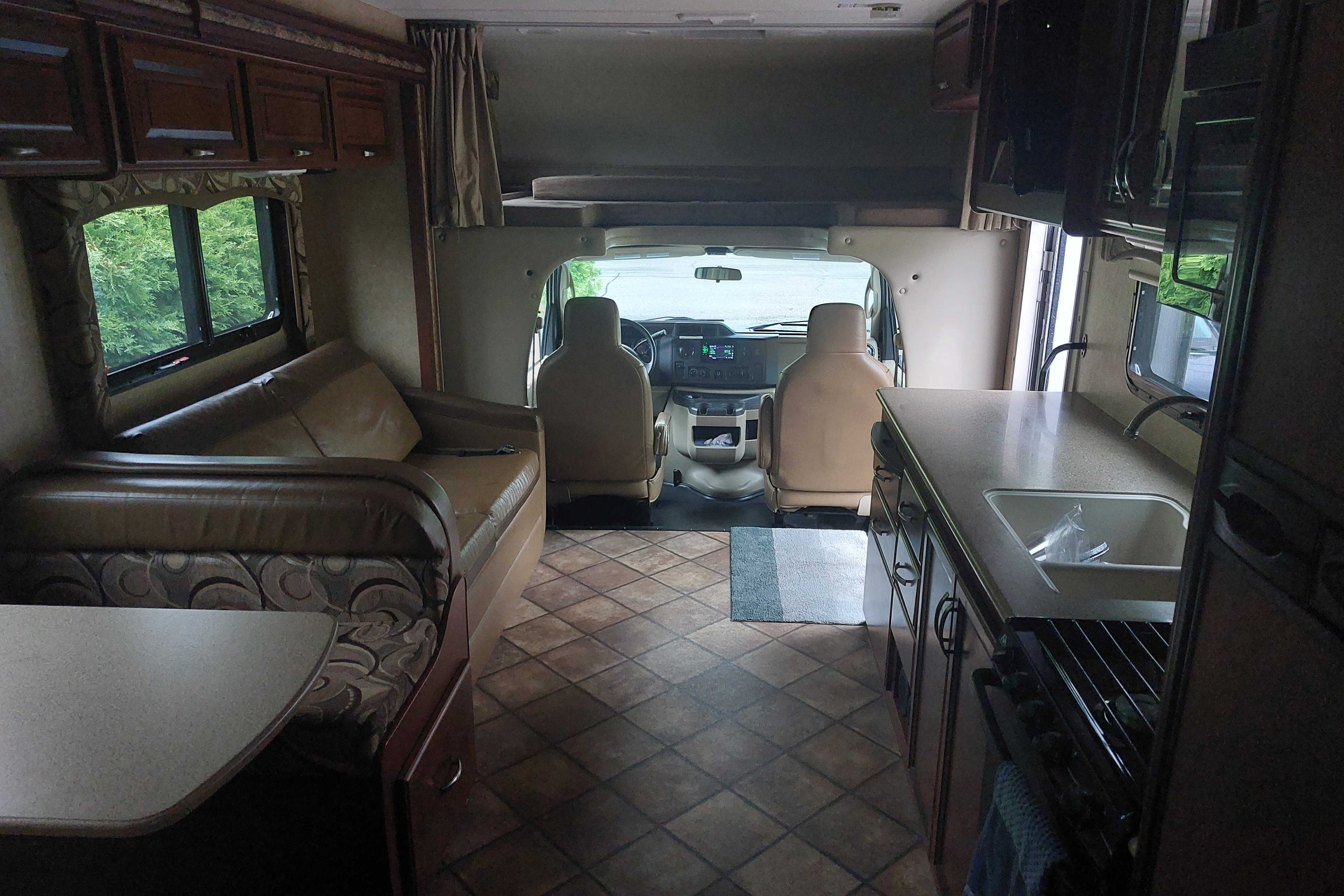 FourWinds 31 pieds Classe C 2015