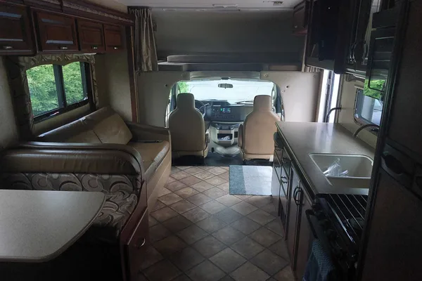 FourWinds 31 pieds Classe C 2015