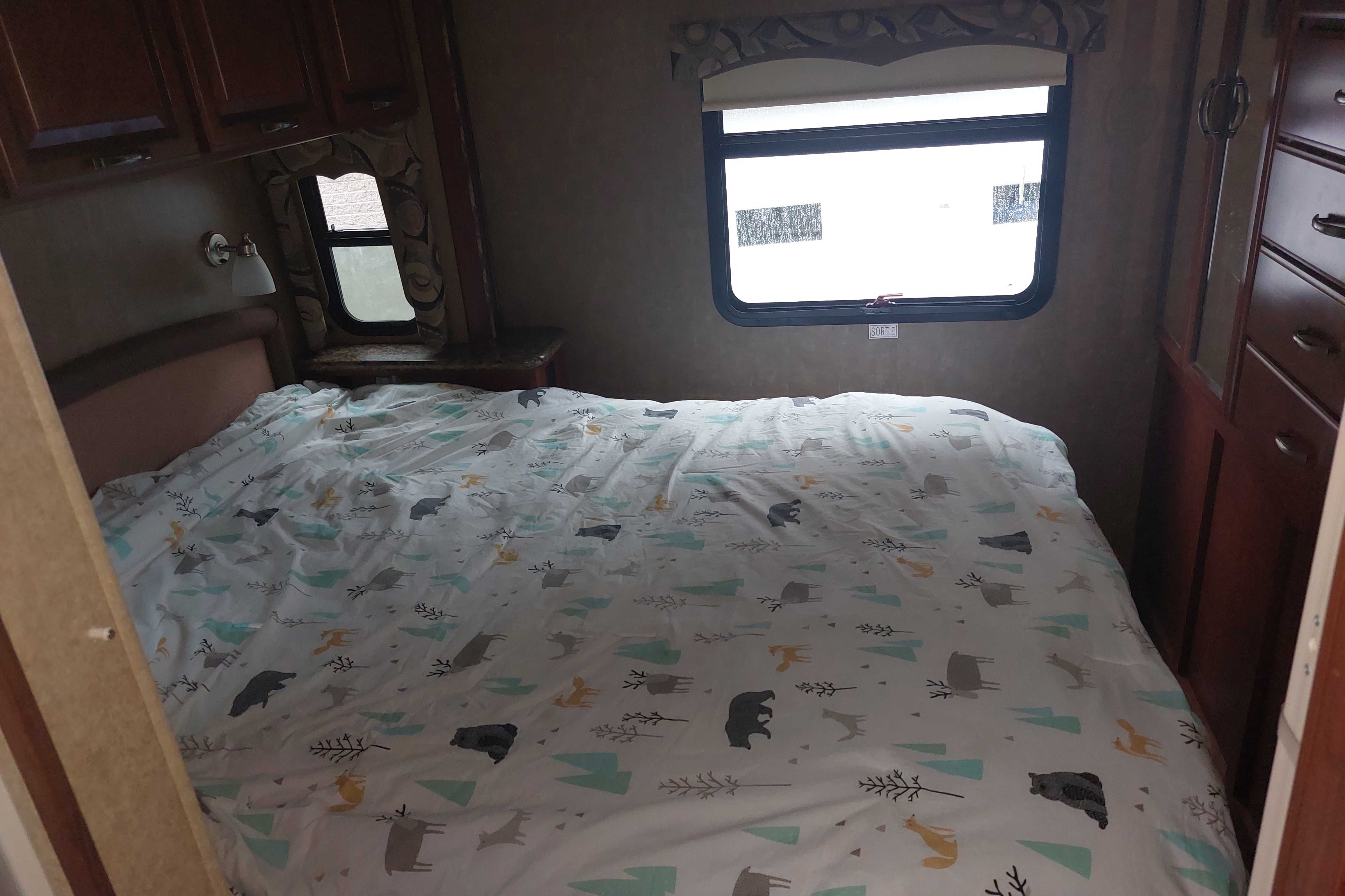 FourWinds 31 pieds Classe C 2015
