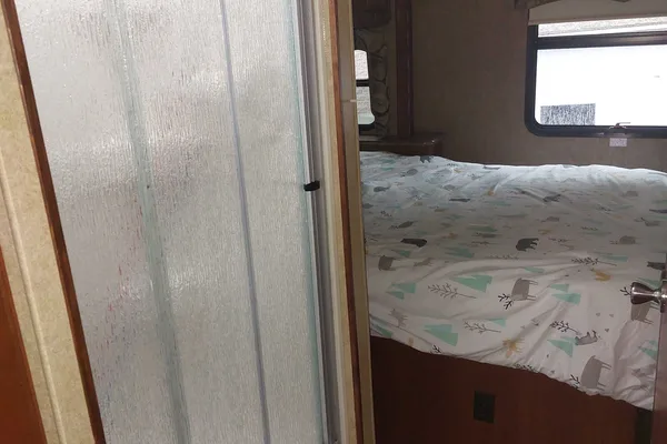 FourWinds 31 pieds Classe C 2015