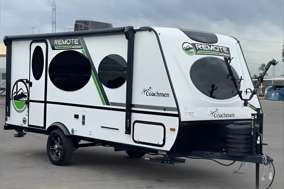 Kitty's Coachmen Remote "Adventure"