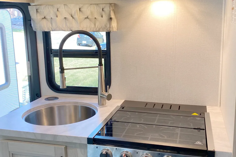 Forest River SunSeeker 2150LE