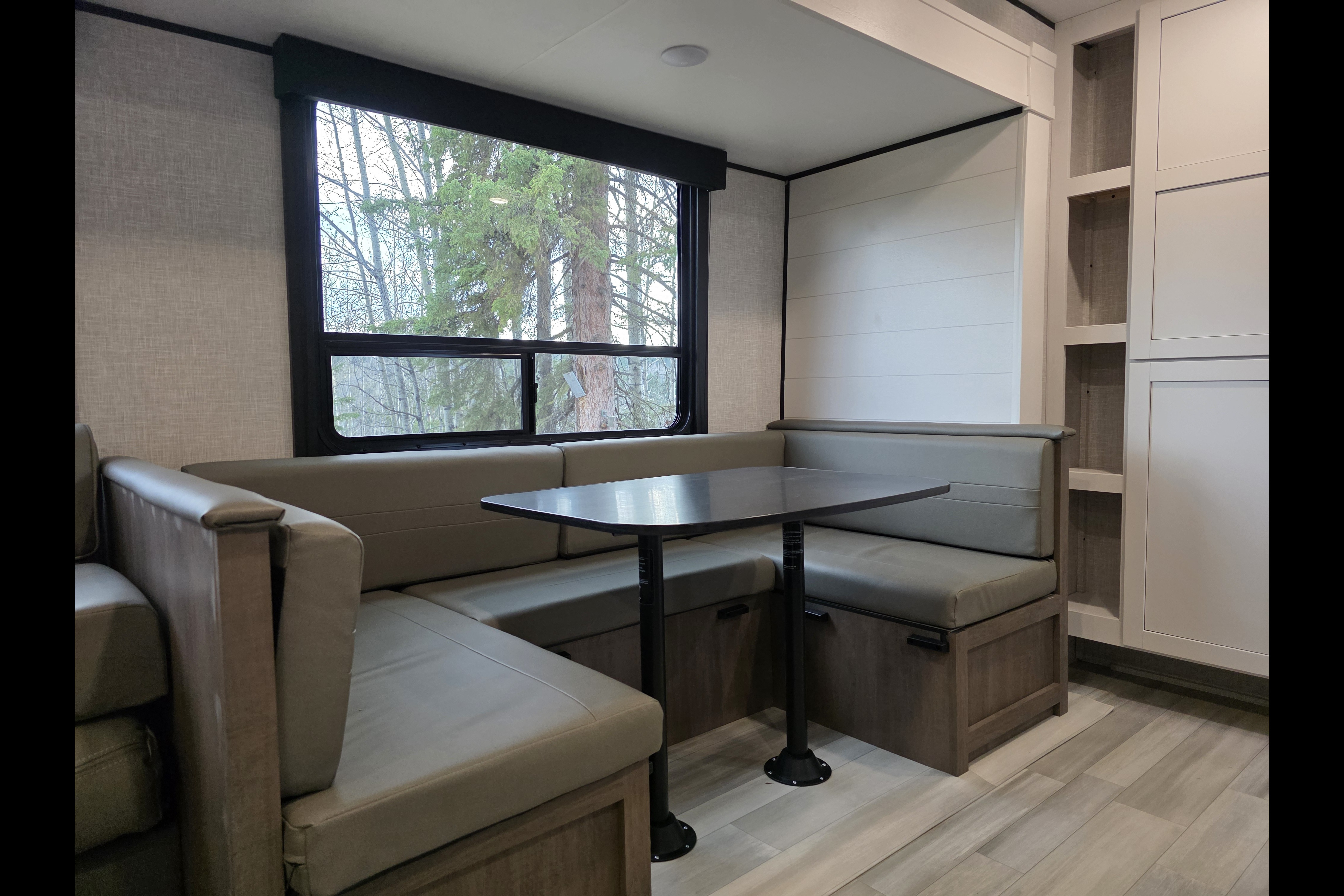 Highland Ridge RV Open Country 28BHS Travel Trailer