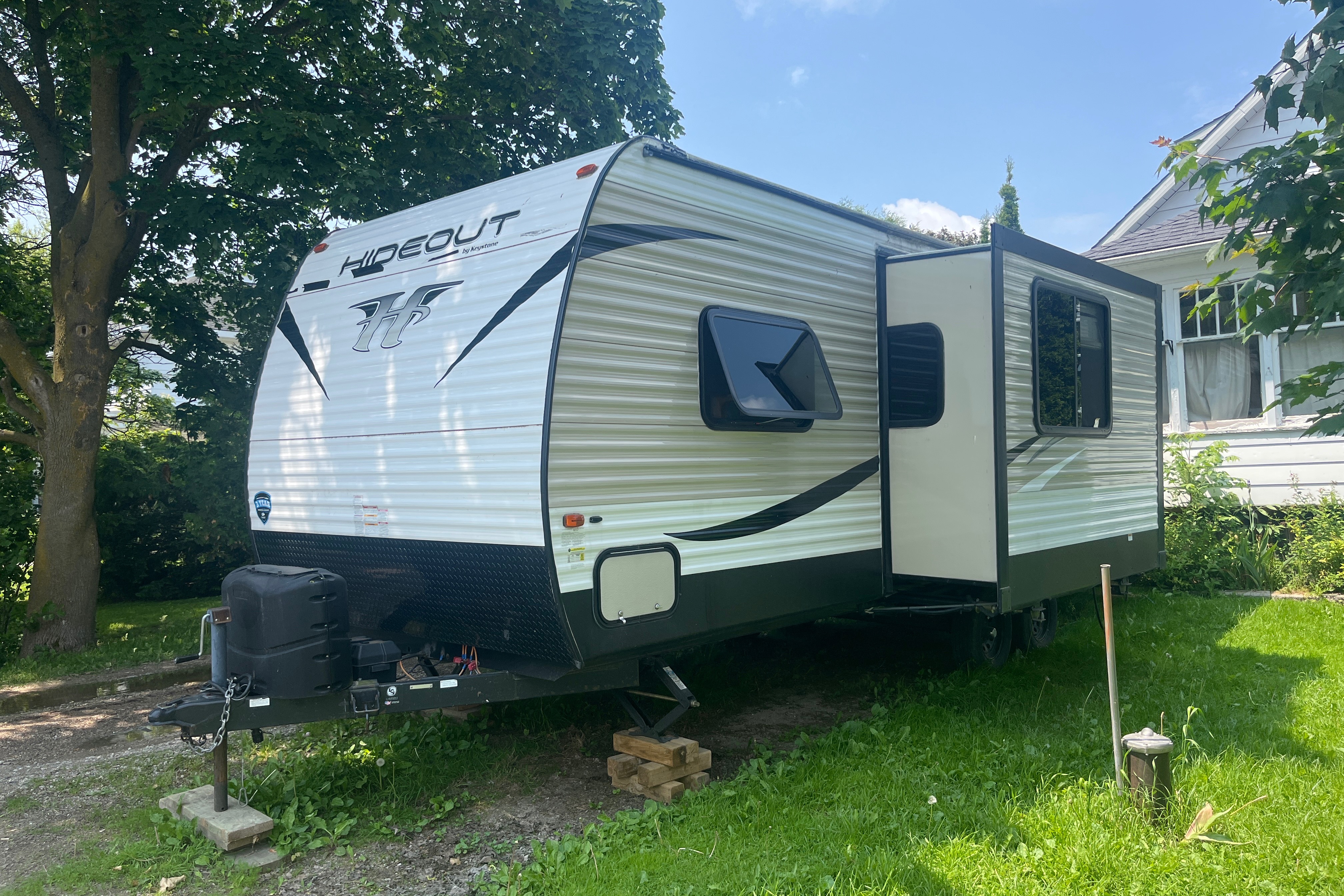 Strykers Keystone Hideout Travel Trailer