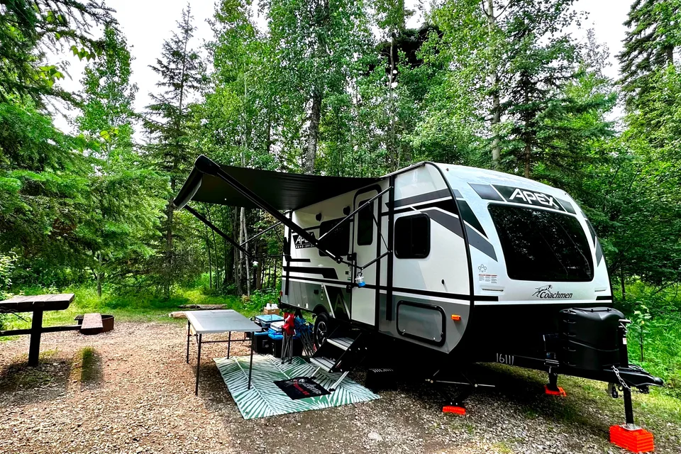 Rocky’s RV + 🛜 Starlink (optional). OFFGRID Travel Trailer