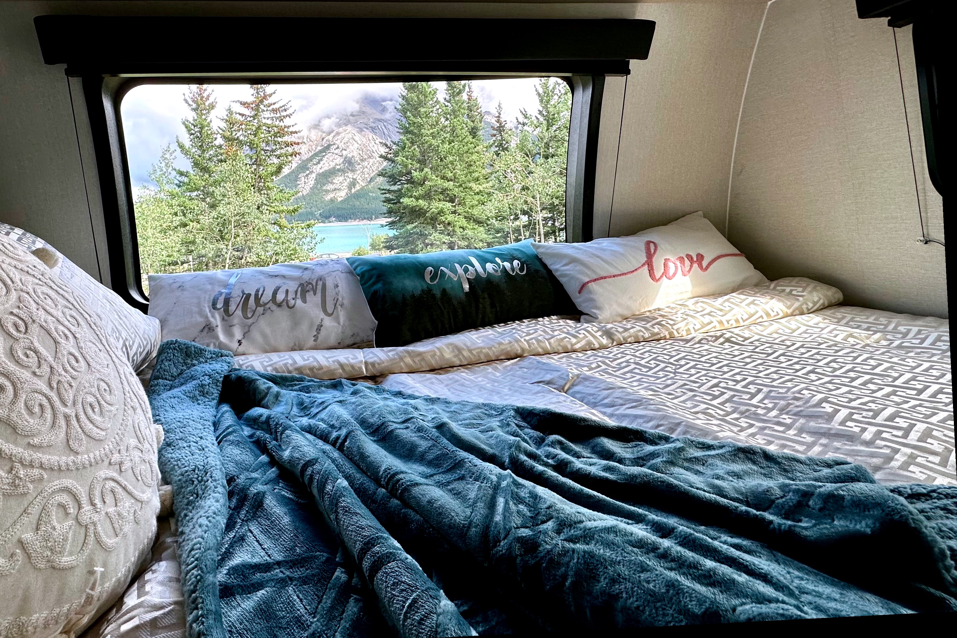 Rocky’s RV + 🛜 Starlink (optional). OFFGRID Travel Trailer