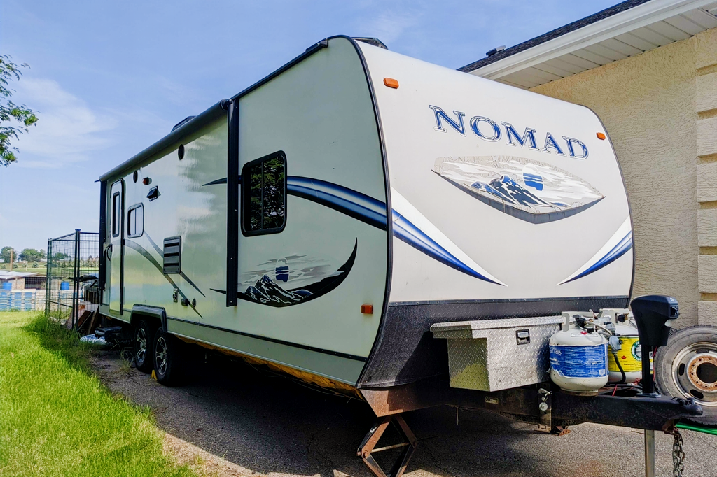 Lawrence's Nomad Skyline Toy Hauler