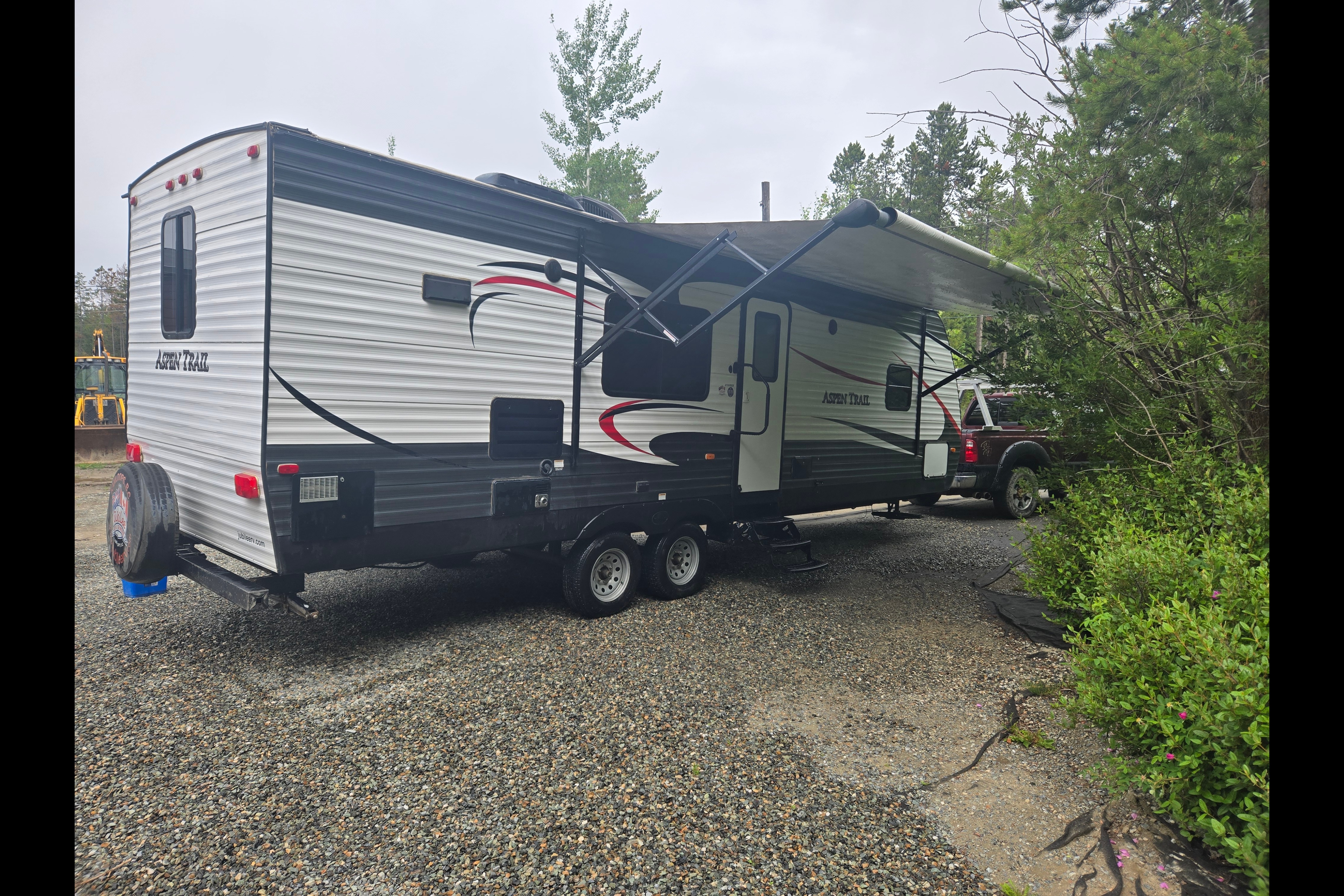 Dutchmen Aspen Trail Travel Trailer