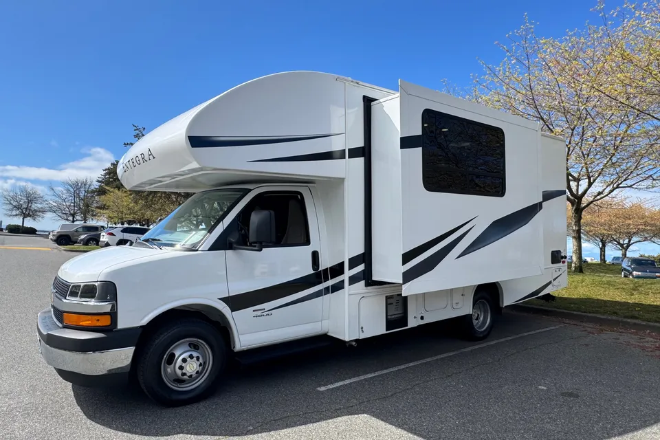 2025 ODYSSEY Chevrolet Class C 22A