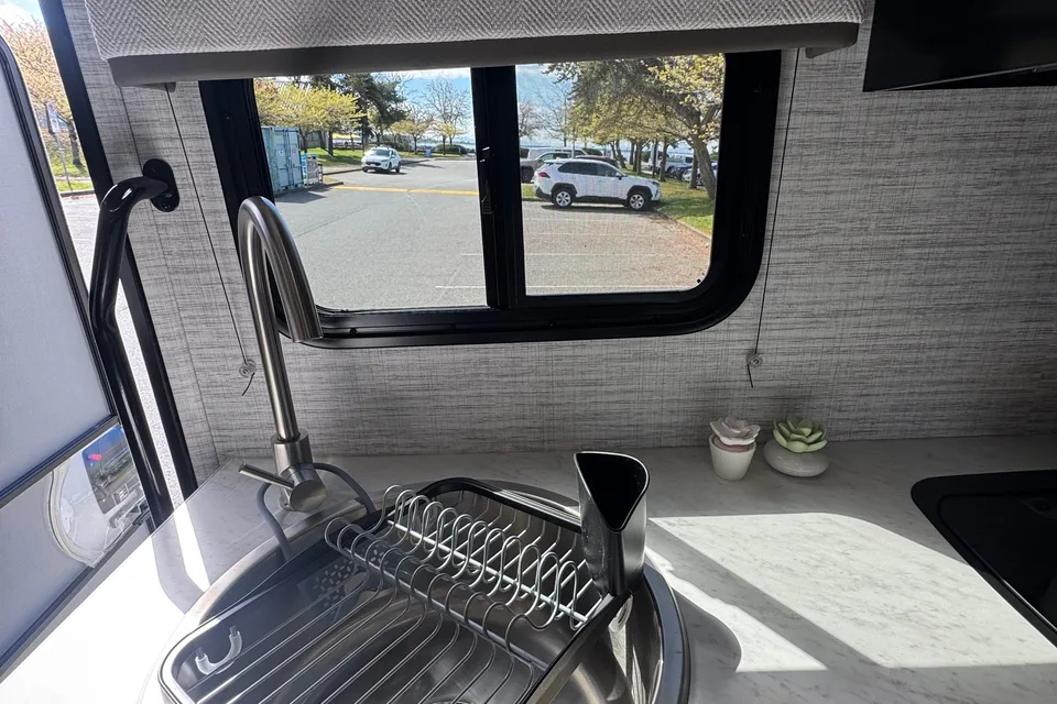 2025 ODYSSEY Chevrolet Class C 22A