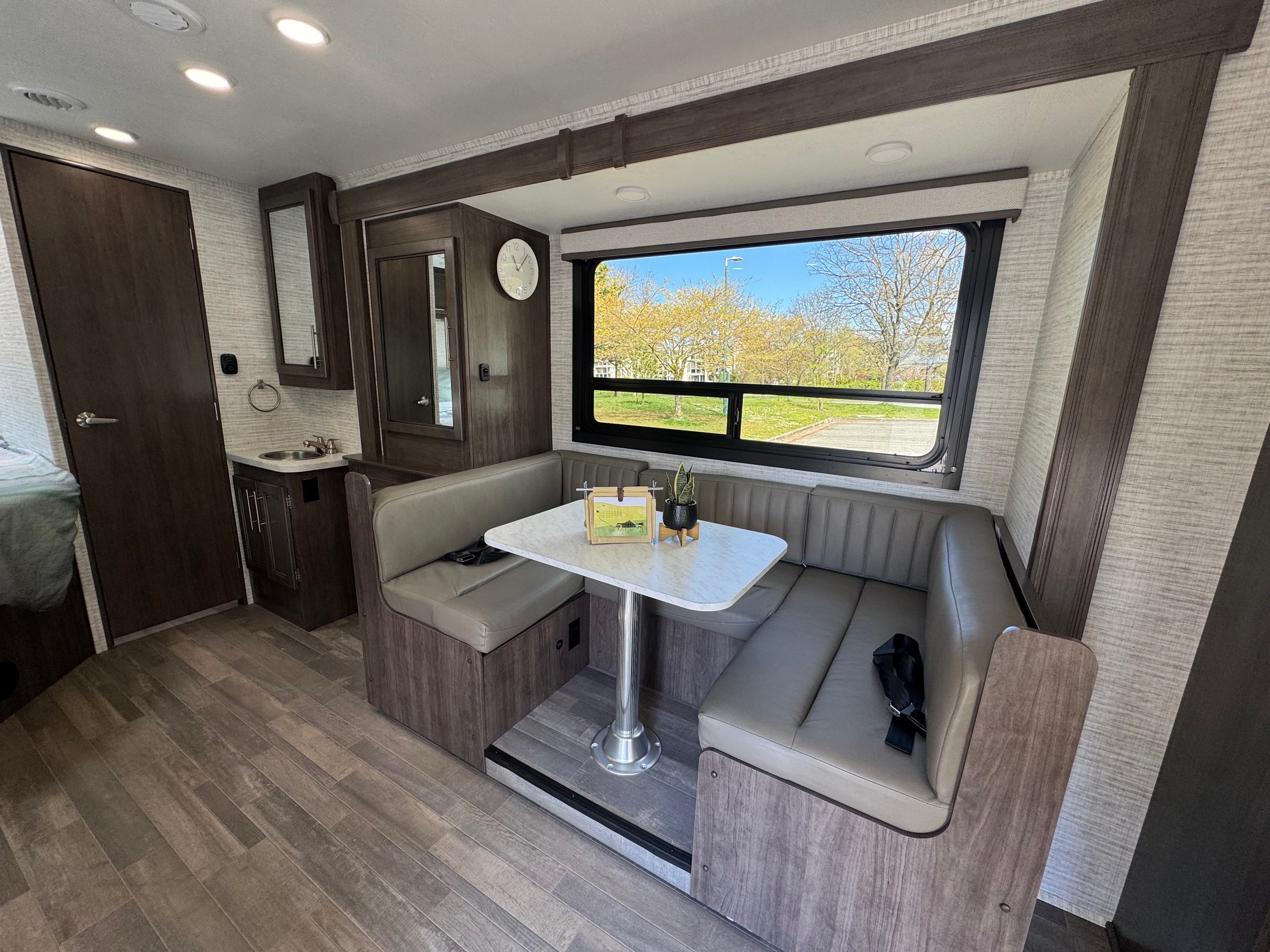 2025 ODYSSEY Chevrolet Class C 22A