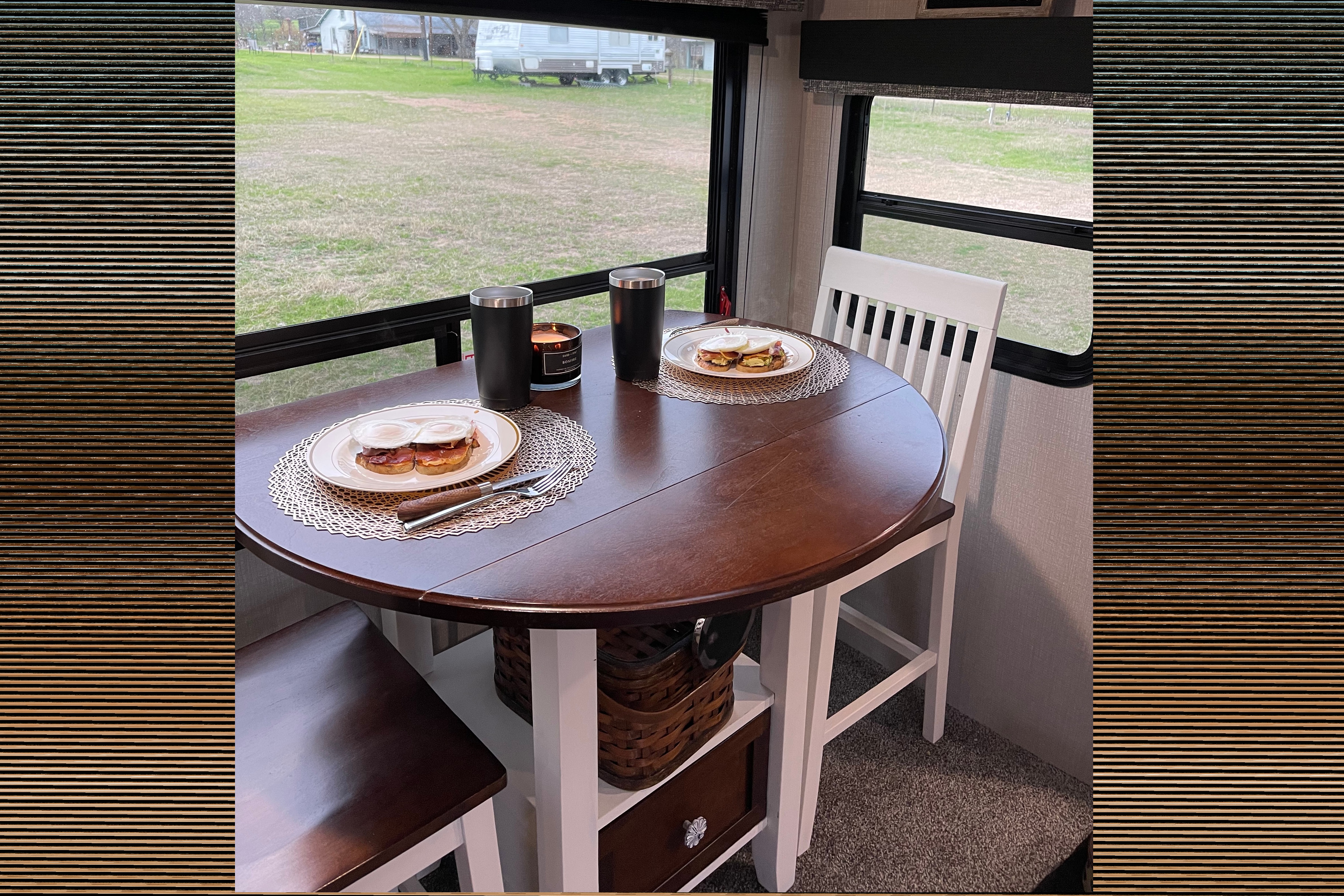 SPORTTREK w/ Private Queen Master, Residential Kitchen & Solar