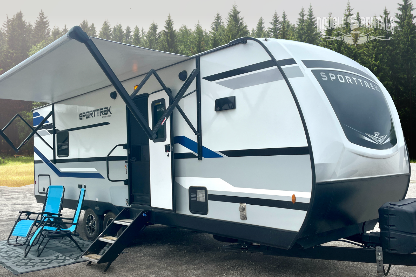 SPORTTREK w/ Private Queen Master, Residential Kitchen & Solar