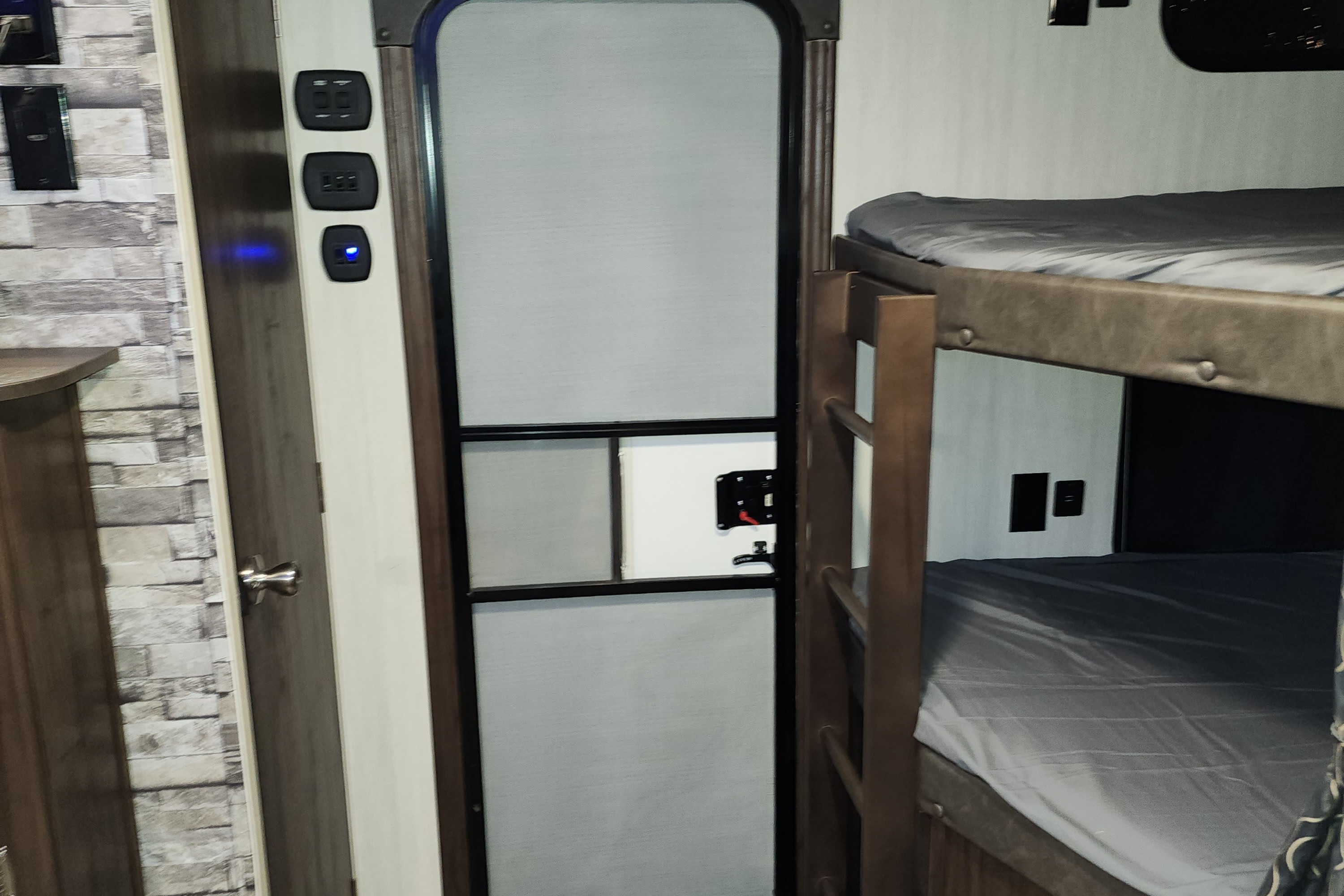 RV of Adventures