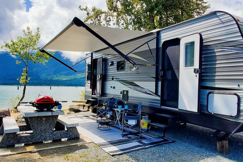Klassen's Jayco Jayflight SLX8 Travel Trailer 275RLSW Rocky Mountain Edition