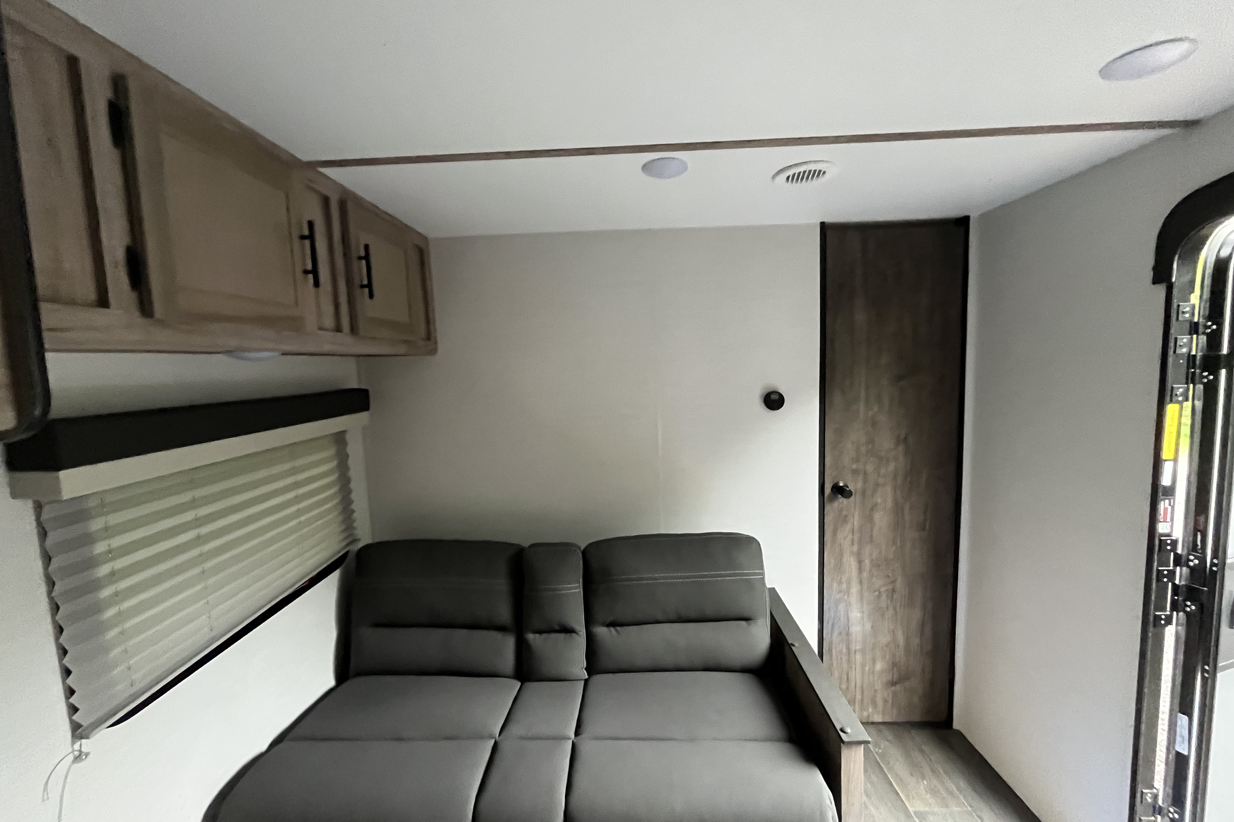 Ben's Grand River 26BH Travel Trailer