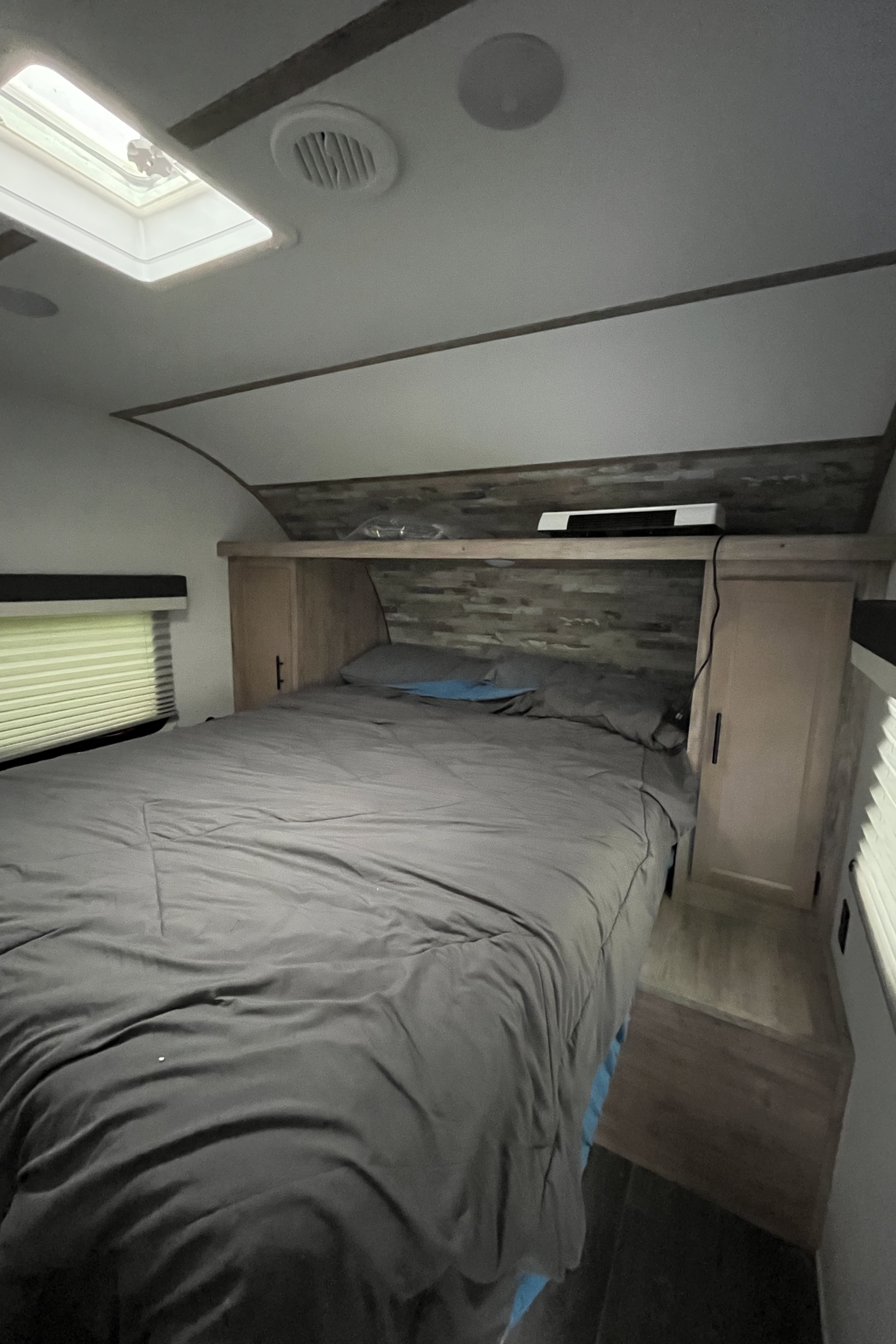 Ben's Grand River 26BH Travel Trailer
