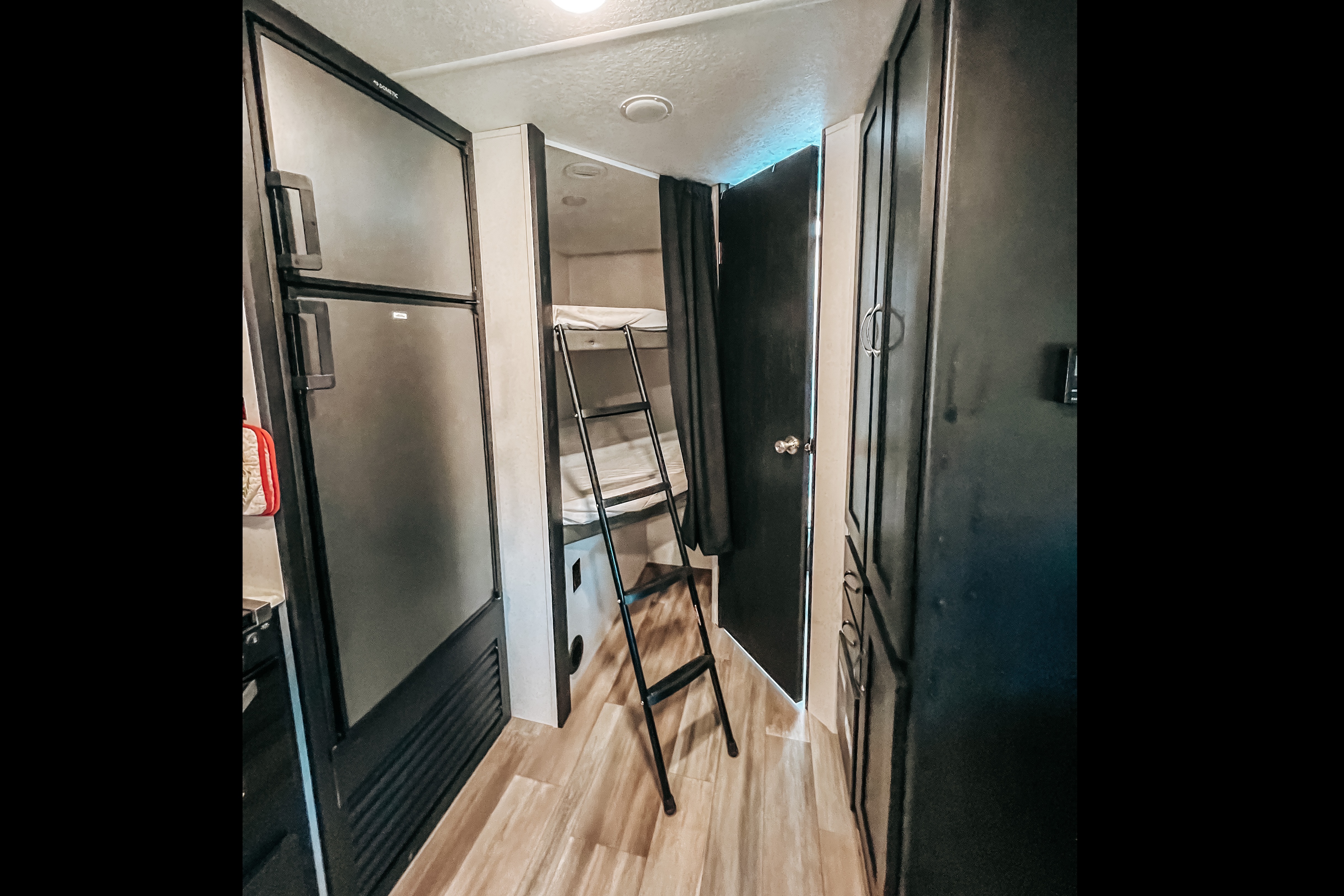 Mountain Peak Family + Pet friendly Bunkhouse!