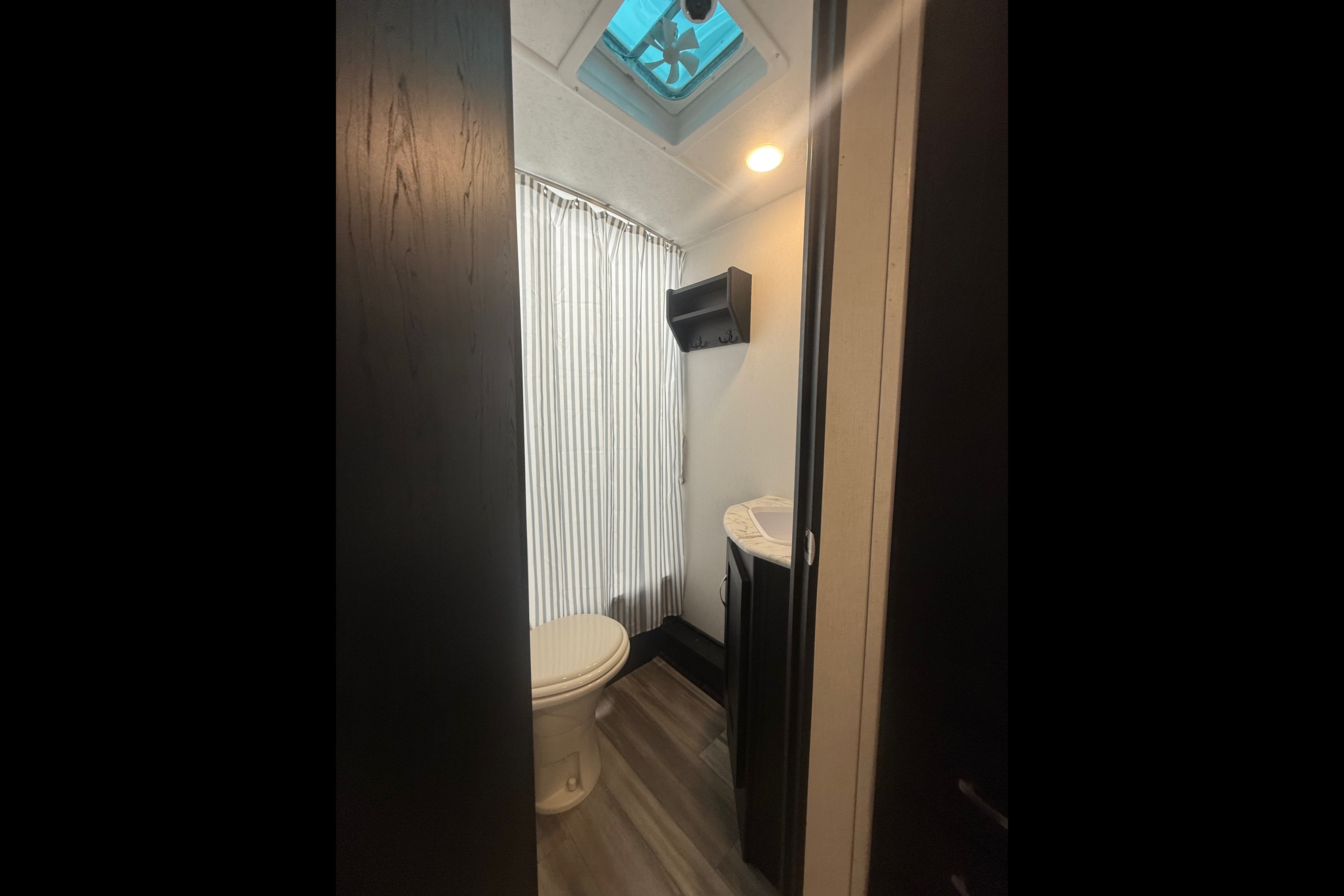 Mountain Peak Family + Pet friendly Bunkhouse!