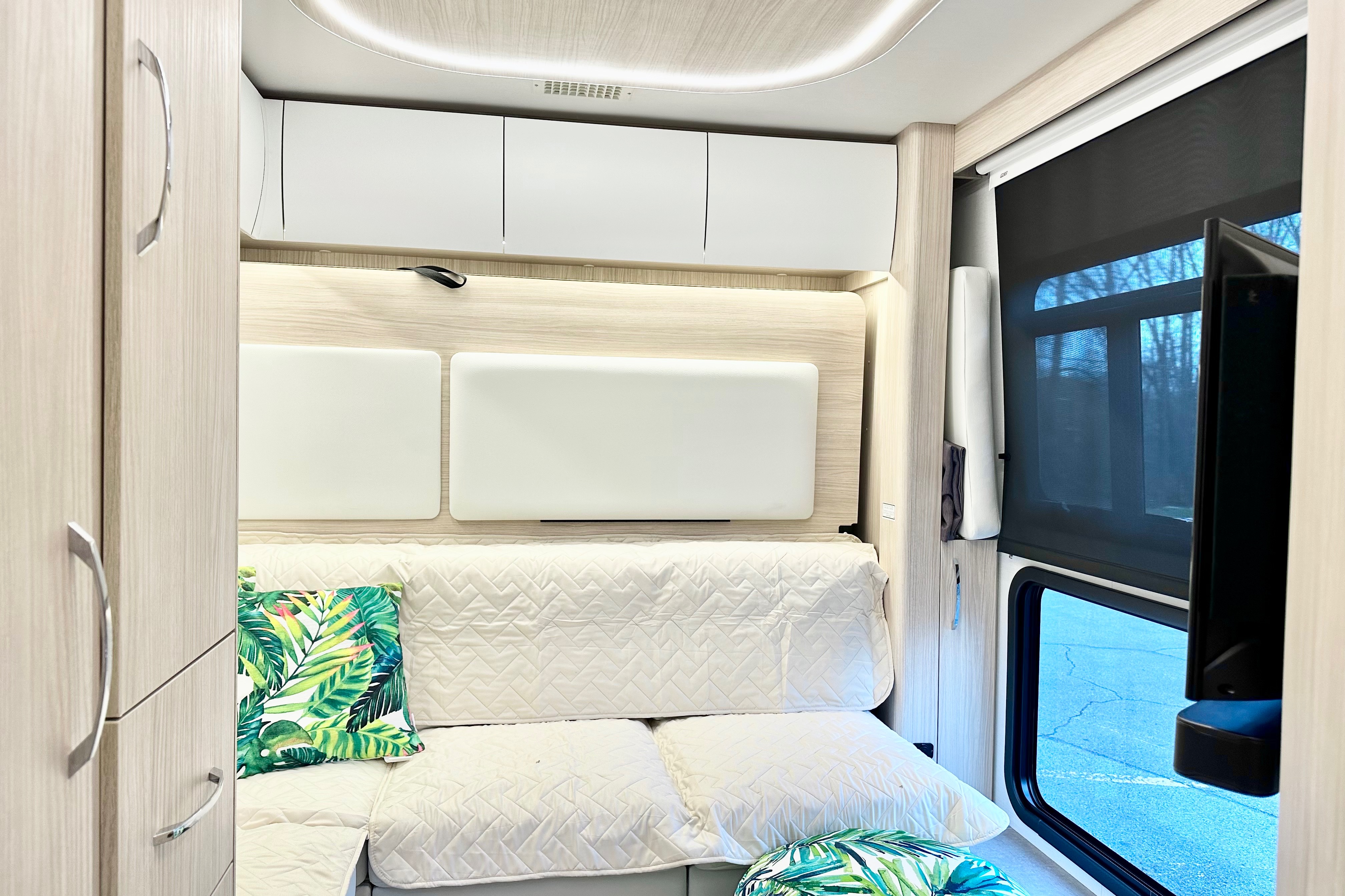 SLEEP 4 -Brand new Leisure Travel Unity Class B+  2023