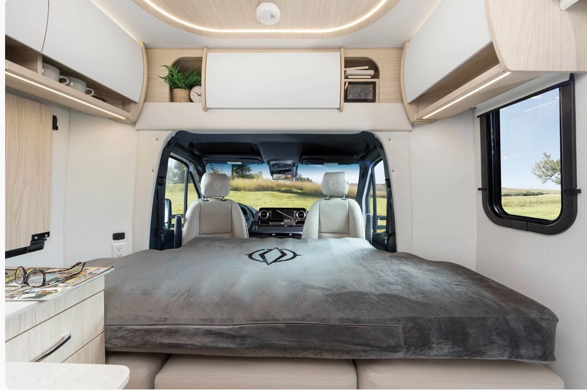 SLEEP 4 -Brand new Leisure Travel Unity Class B+  2023