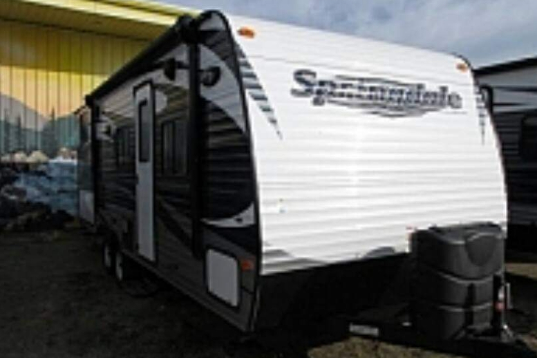 Fun with the Fam ! 2016 Keystone Springdale - With Bunk beds!