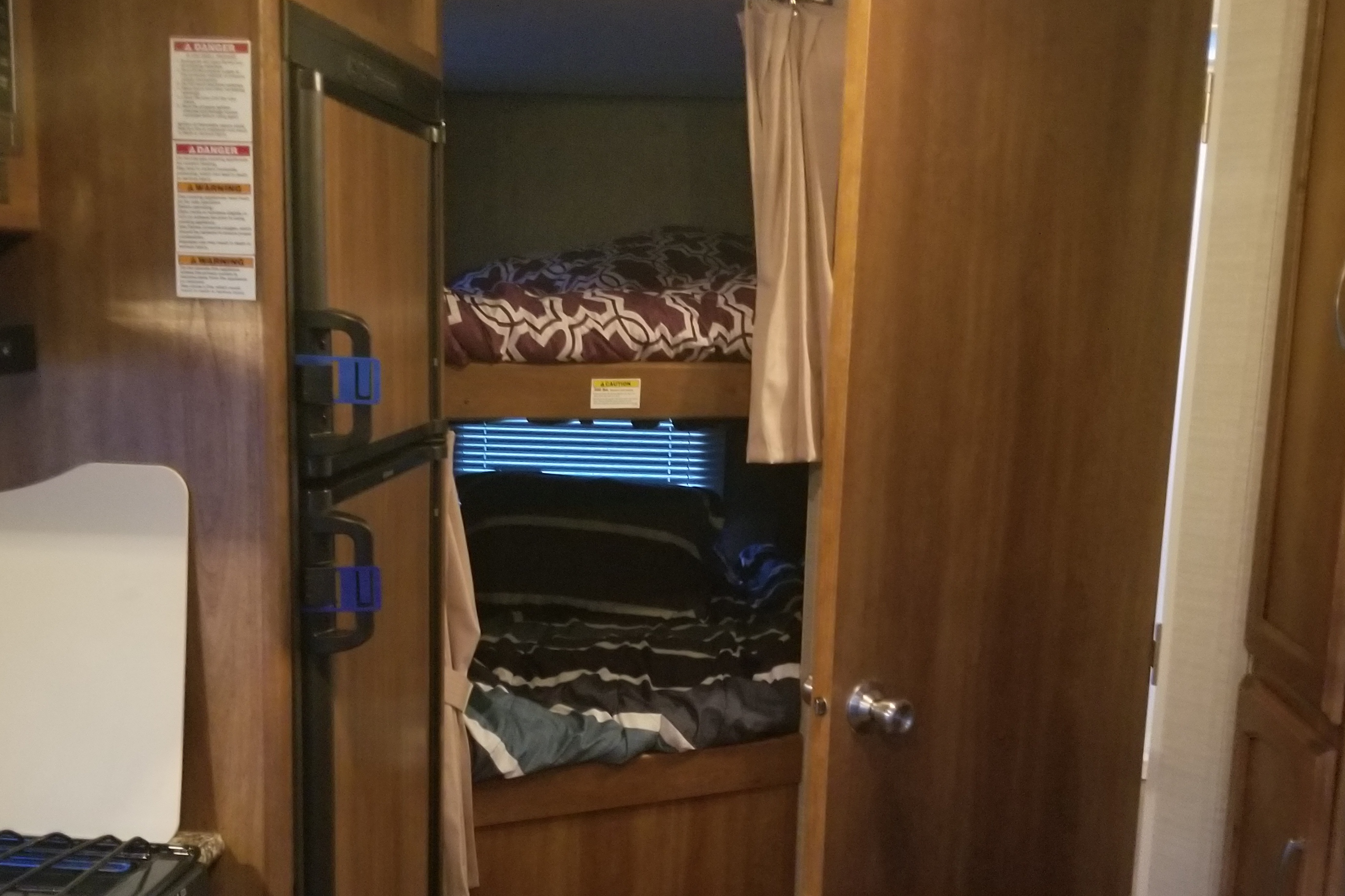 Fun with the Fam ! 2016 Keystone Springdale - With Bunk beds!