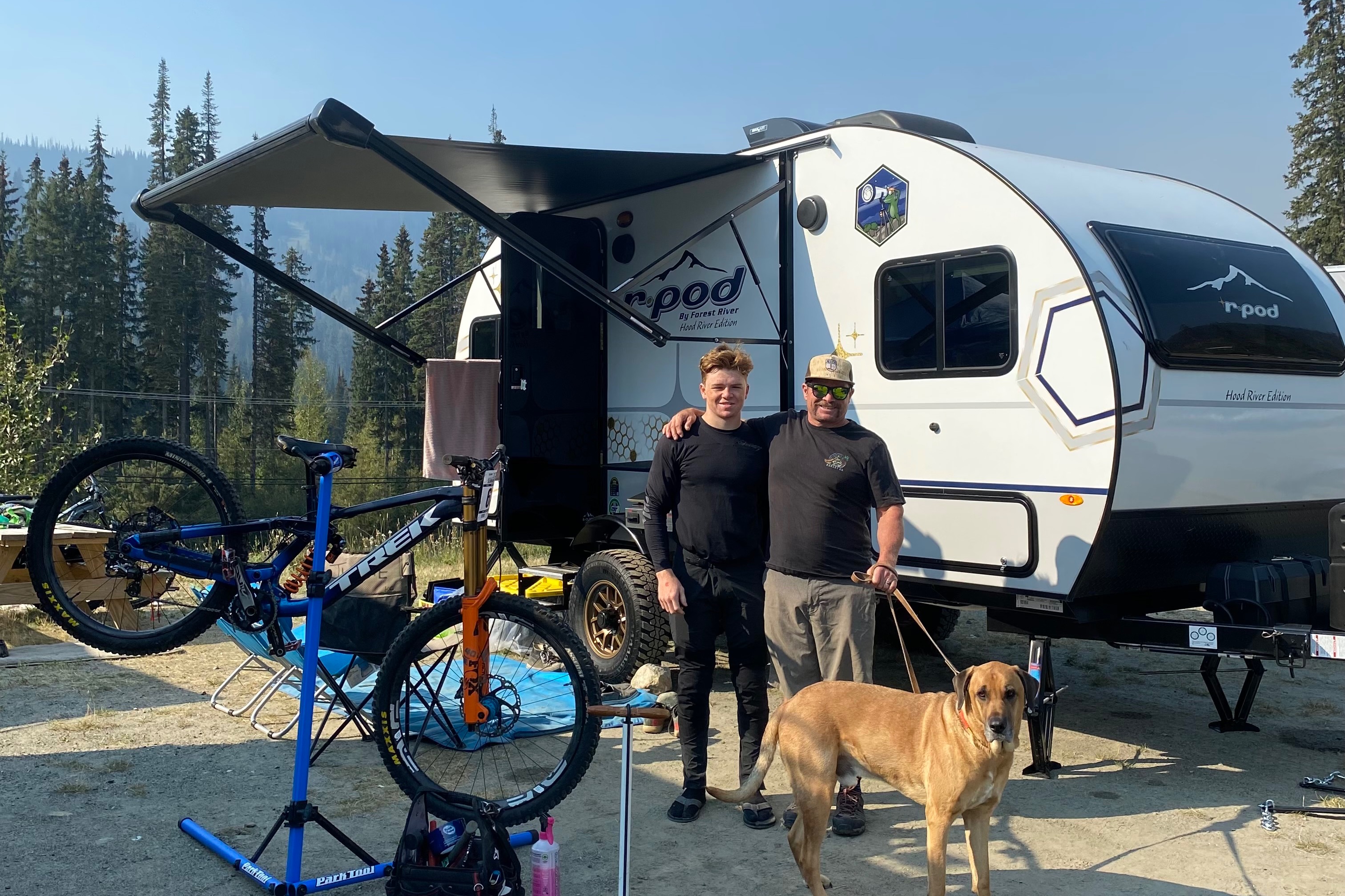 Squamish Getaway R-Pod