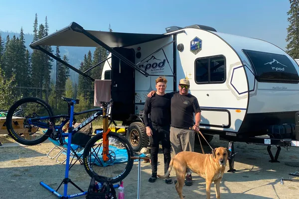 Squamish Getaway R-Pod